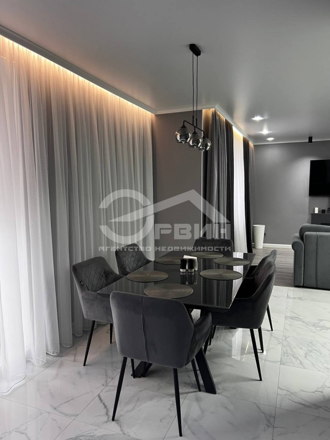 Продажа 3-комнатной квартиры, Калининград, Борисовский,  Бульвар