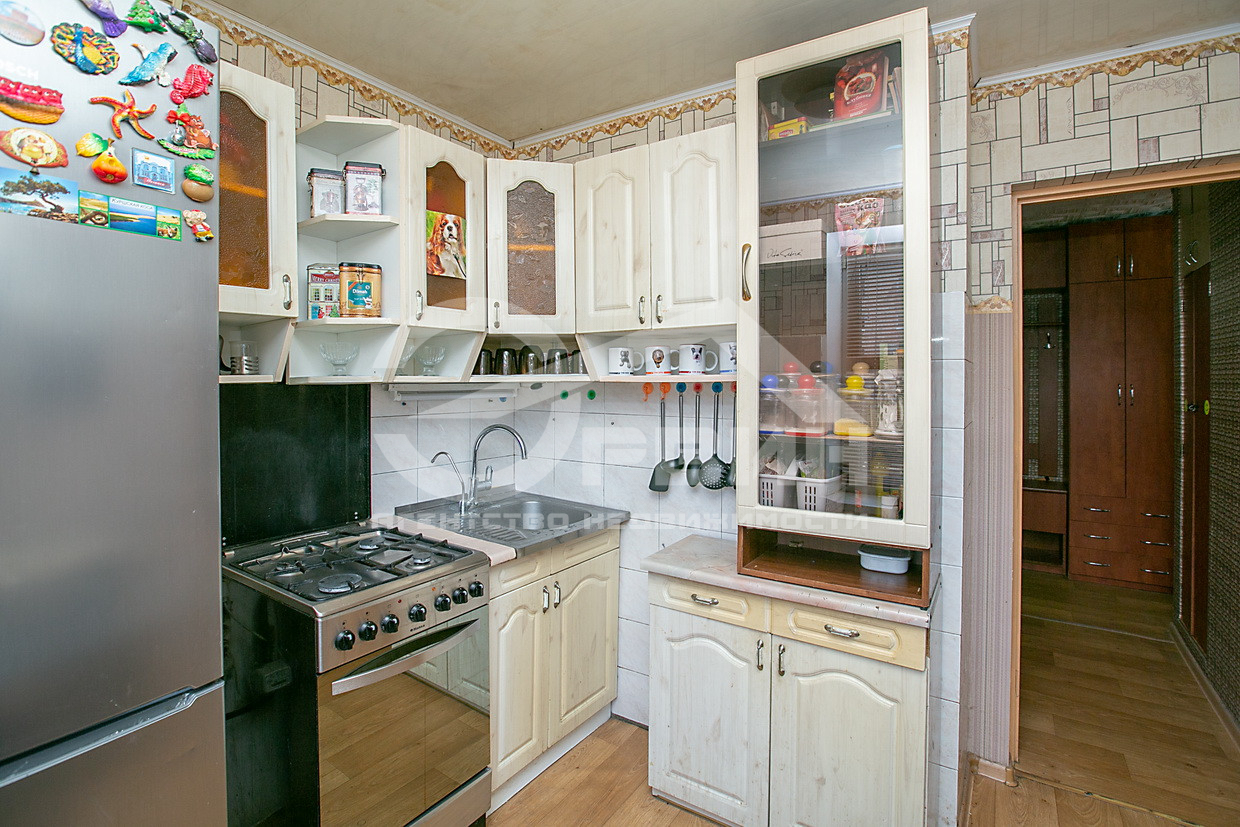 Продажа 3-комнатной квартиры, Калининград, Садовая,  Улица