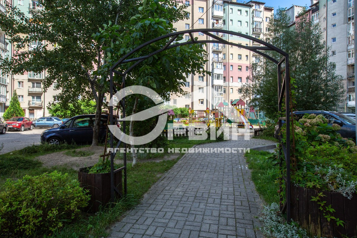 Продажа 2-комнатной квартиры, Калининград, Генерала Раевского,  Улица