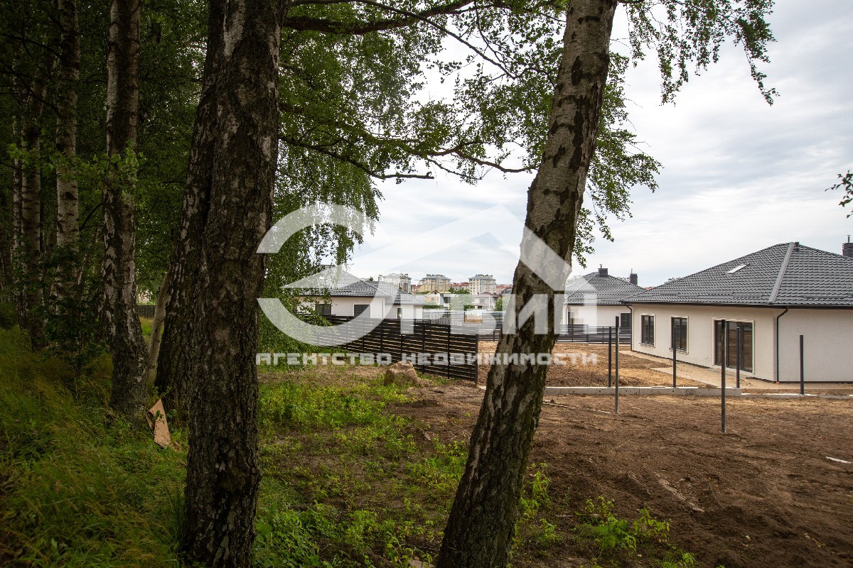 Продажа участка, Сальское, б-р Берёзовый,  40