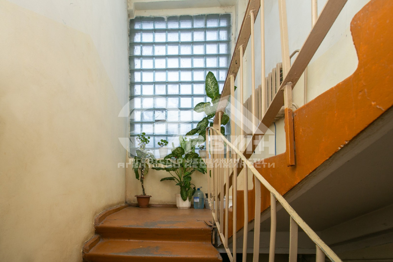 Продажа 2-комнатной квартиры, Родники, Юбилейная,  Улица