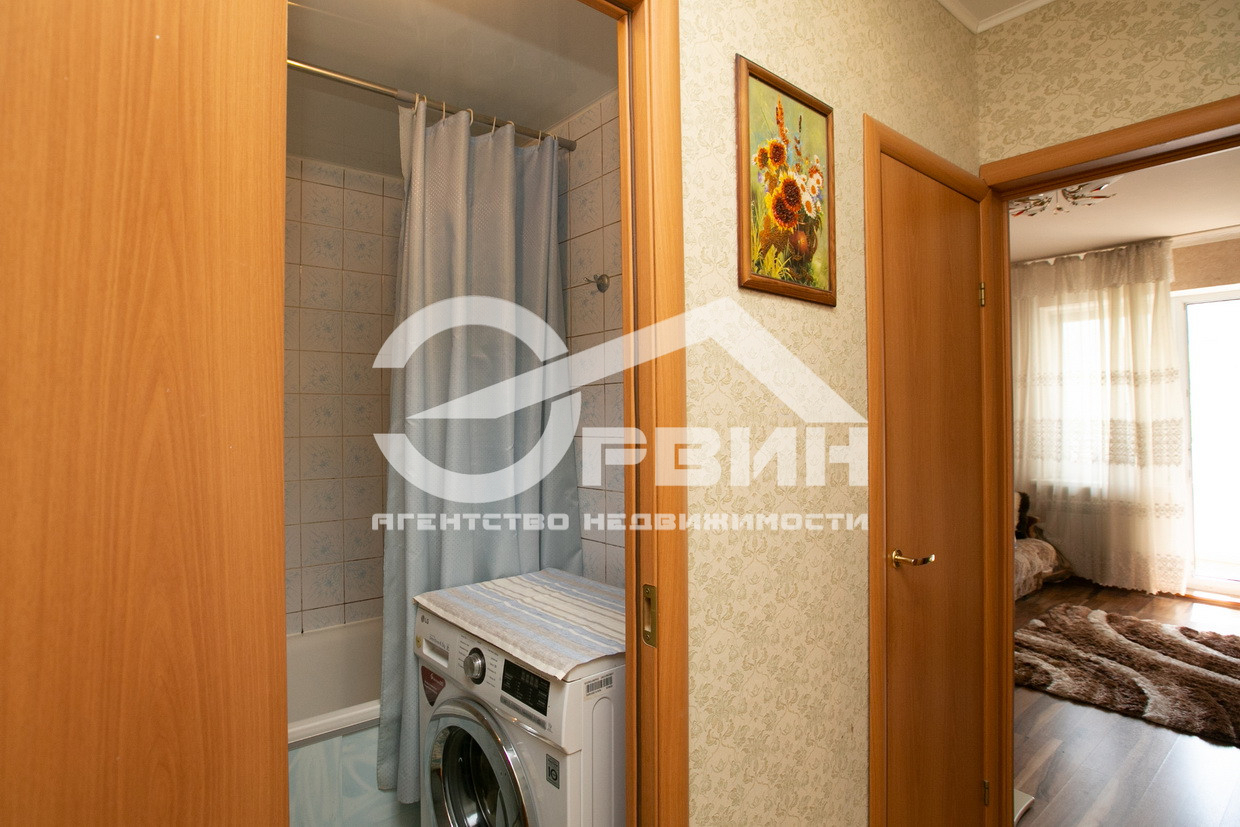 Продажа 2-комнатной квартиры, Калининград, бульвар Л. Шевцовой,  106