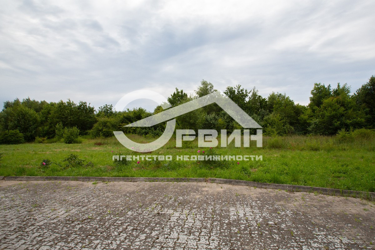 Продажа участка, Сальское, б-р Берёзовый,  40