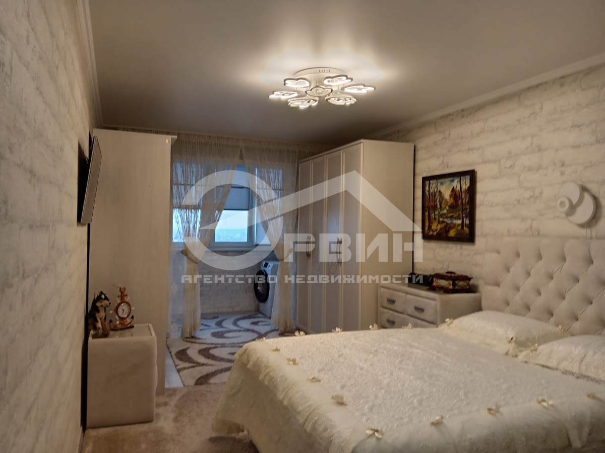 Продажа 2-комнатной квартиры, Калининград, Аксакова,  Улица