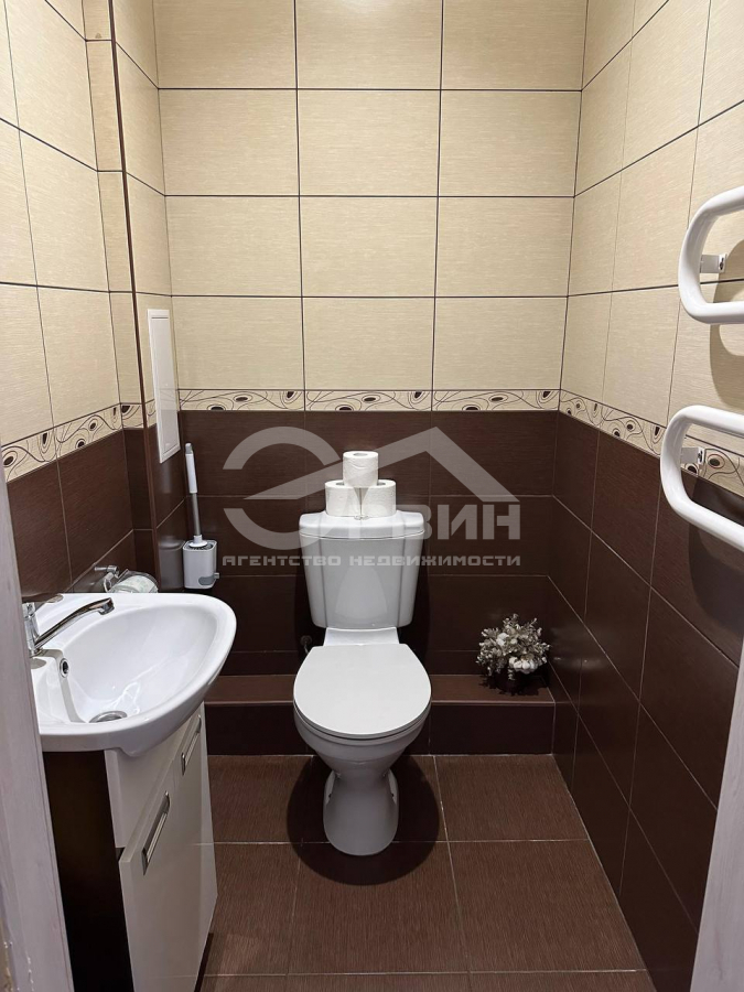 Продажа 2-комнатной квартиры, Калининград, Печатная,  Улица