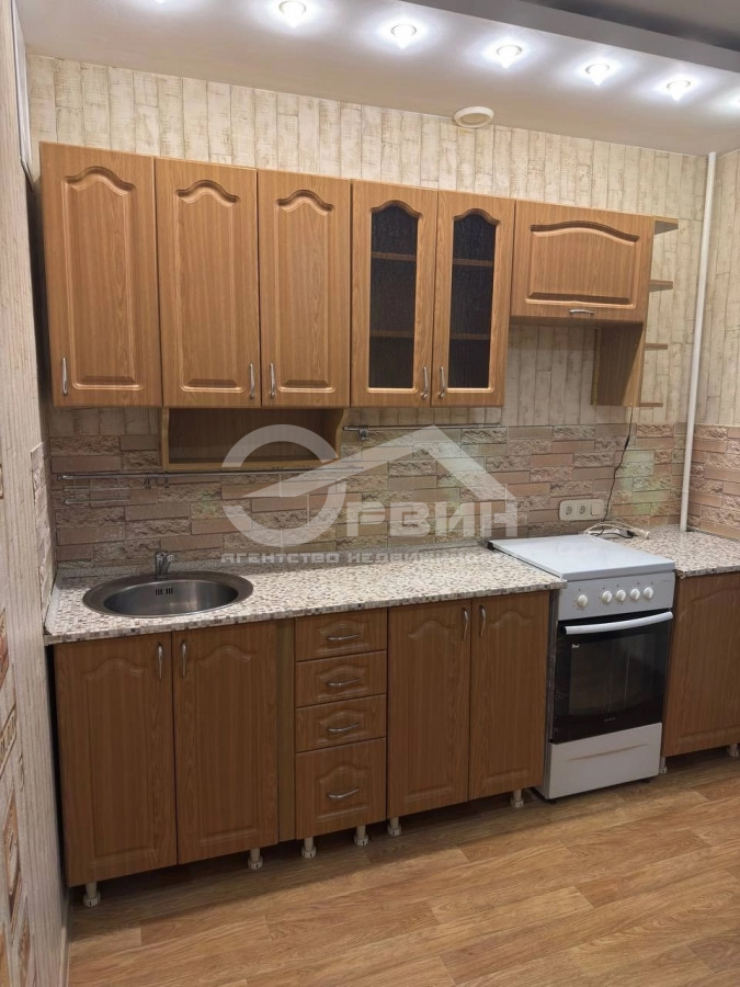 Аренда 1-комнатной квартиры, Калининград, О.Кошевого,  Улица