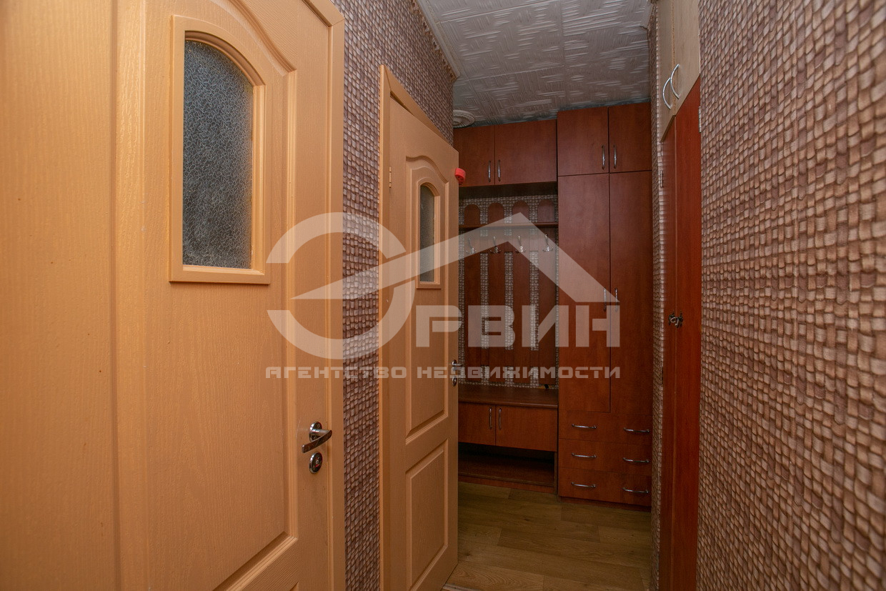 Продажа 3-комнатной квартиры, Калининград, Садовая,  Улица