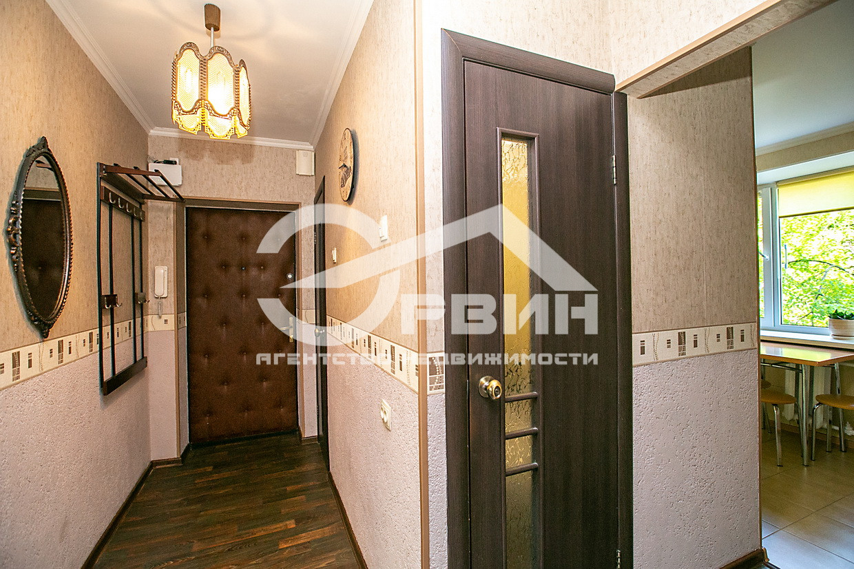 Продажа 4-комнатной квартиры, Светлогорск, К. Маркса,  9