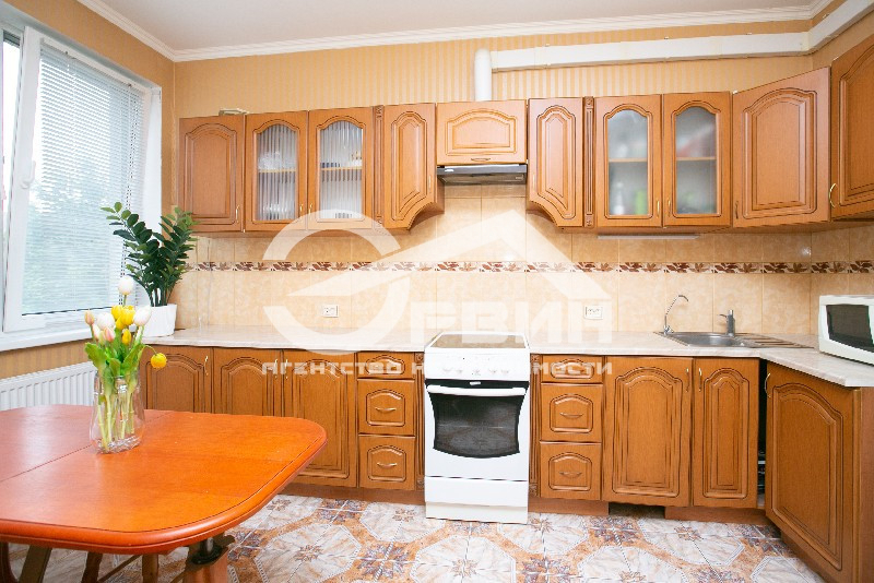 Продажа 1-комнатной квартиры, Калининград, Судостроительная,  Улица