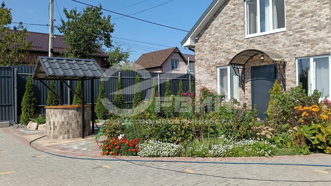 Продажа дома, 110м <sup>2</sup>, 4 сот., Калининград, Лунная,  Улица