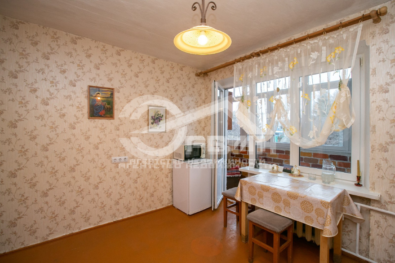 Продажа 2-комнатной квартиры, Родники, Юбилейная,  Улица