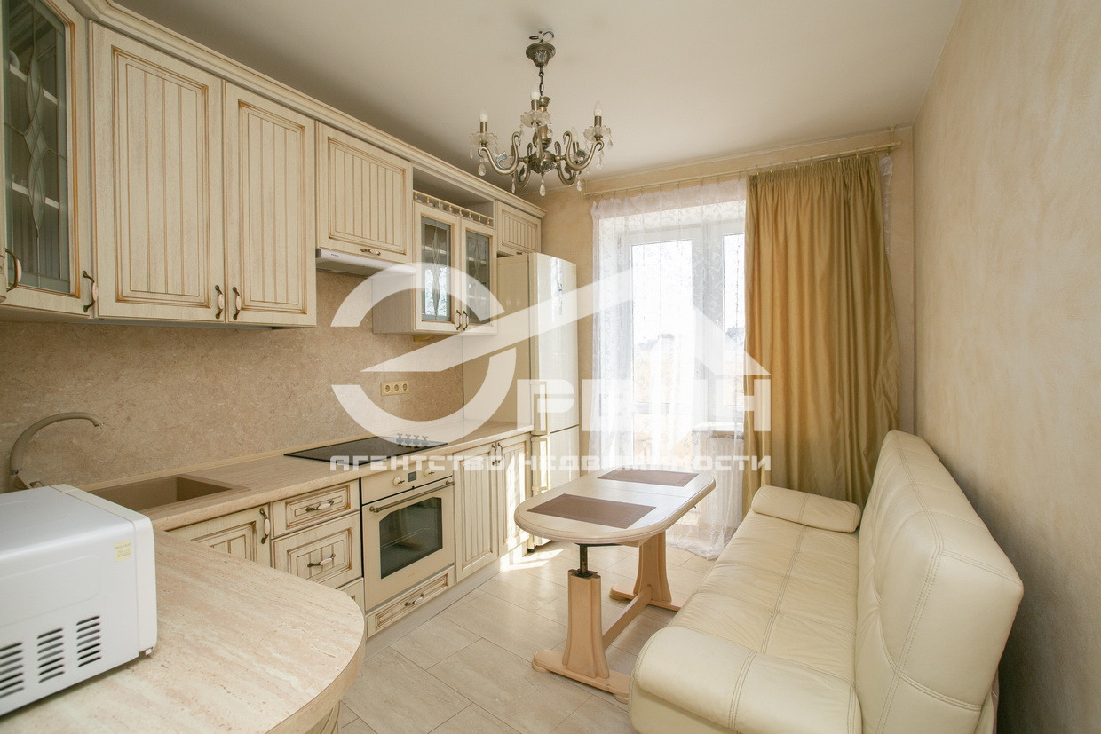 Аренда 1-комнатной квартиры, Калининград, Ю.Гагарина,  Улица