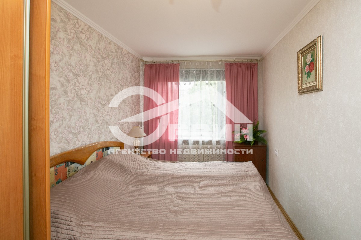 Продажа 3-комнатной квартиры, Калининград, Нарвская,  Улица