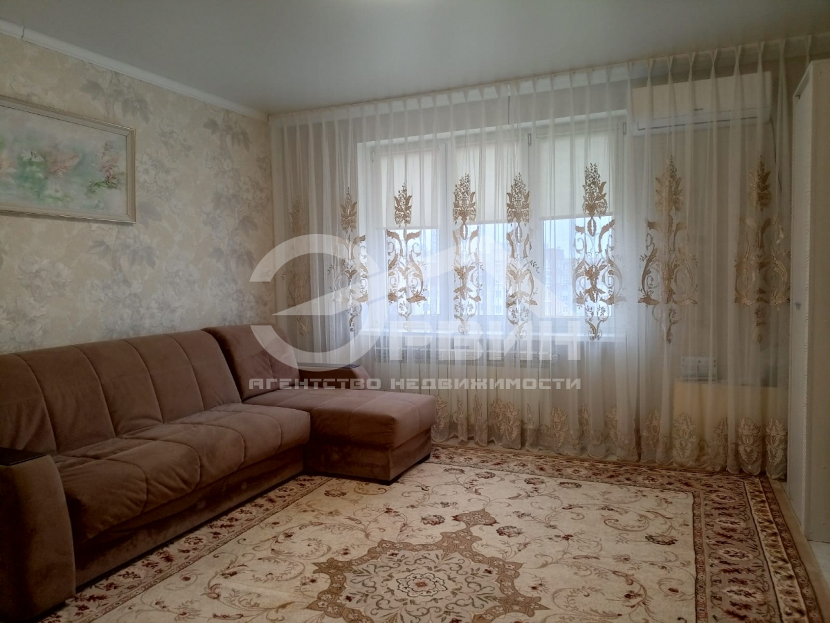 Продажа 2-комнатной квартиры, Калининград, Аксакова,  Улица