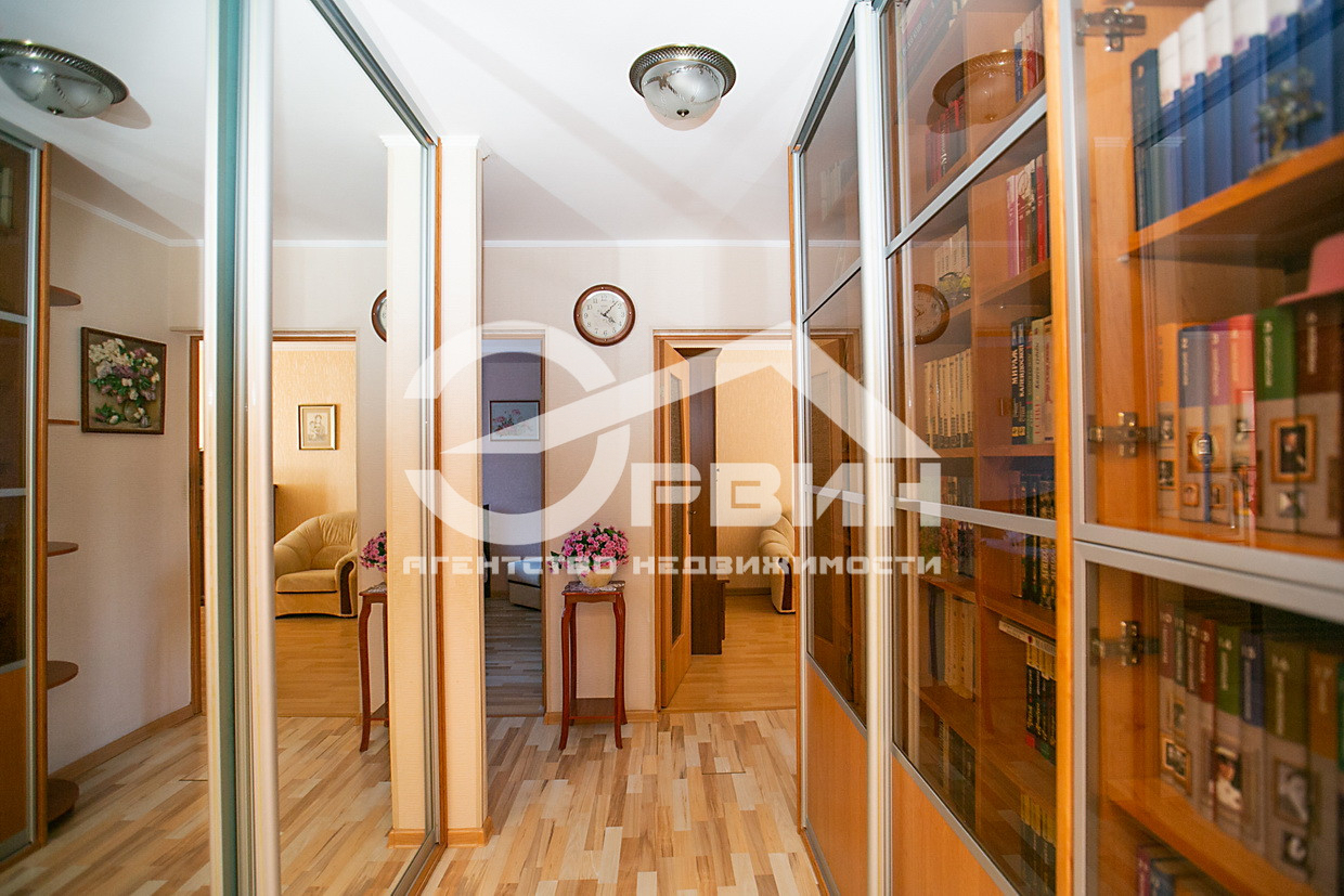 Аренда 2-комнатной квартиры, Калининград, Маршала Баграмяна,  Улица