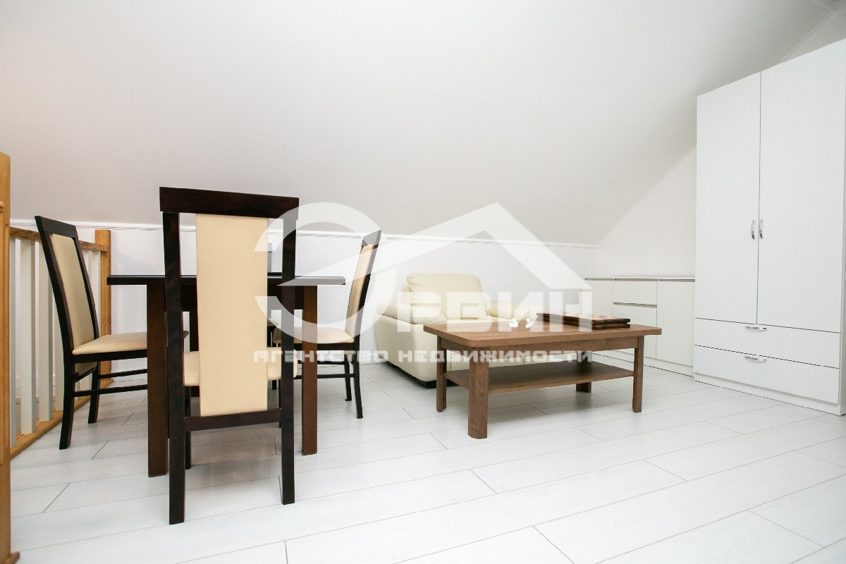 Продажа дома, 110м <sup>2</sup>, 4 сот., Калининград, Лунная,  Улица