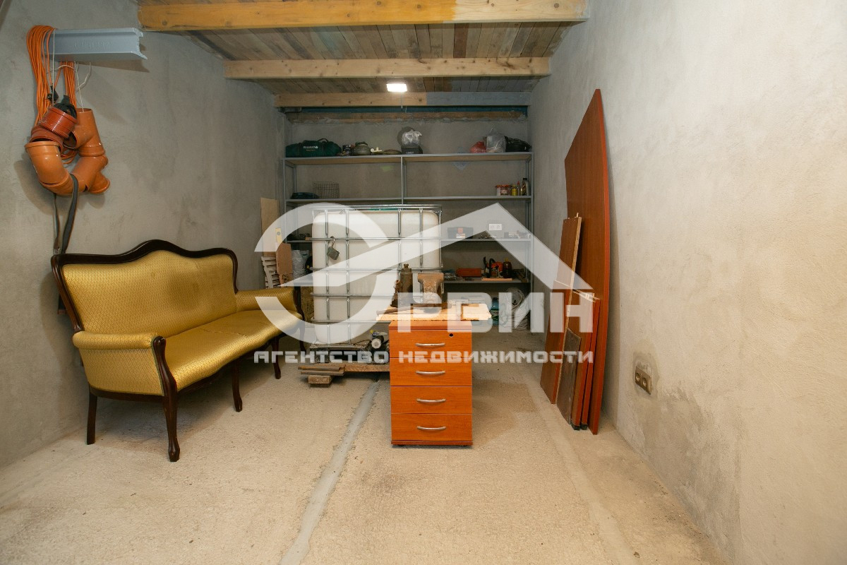 Продажа коммерческой недвижимости, 17м <sup>2</sup>, Калининград, Спортивная,  Улица