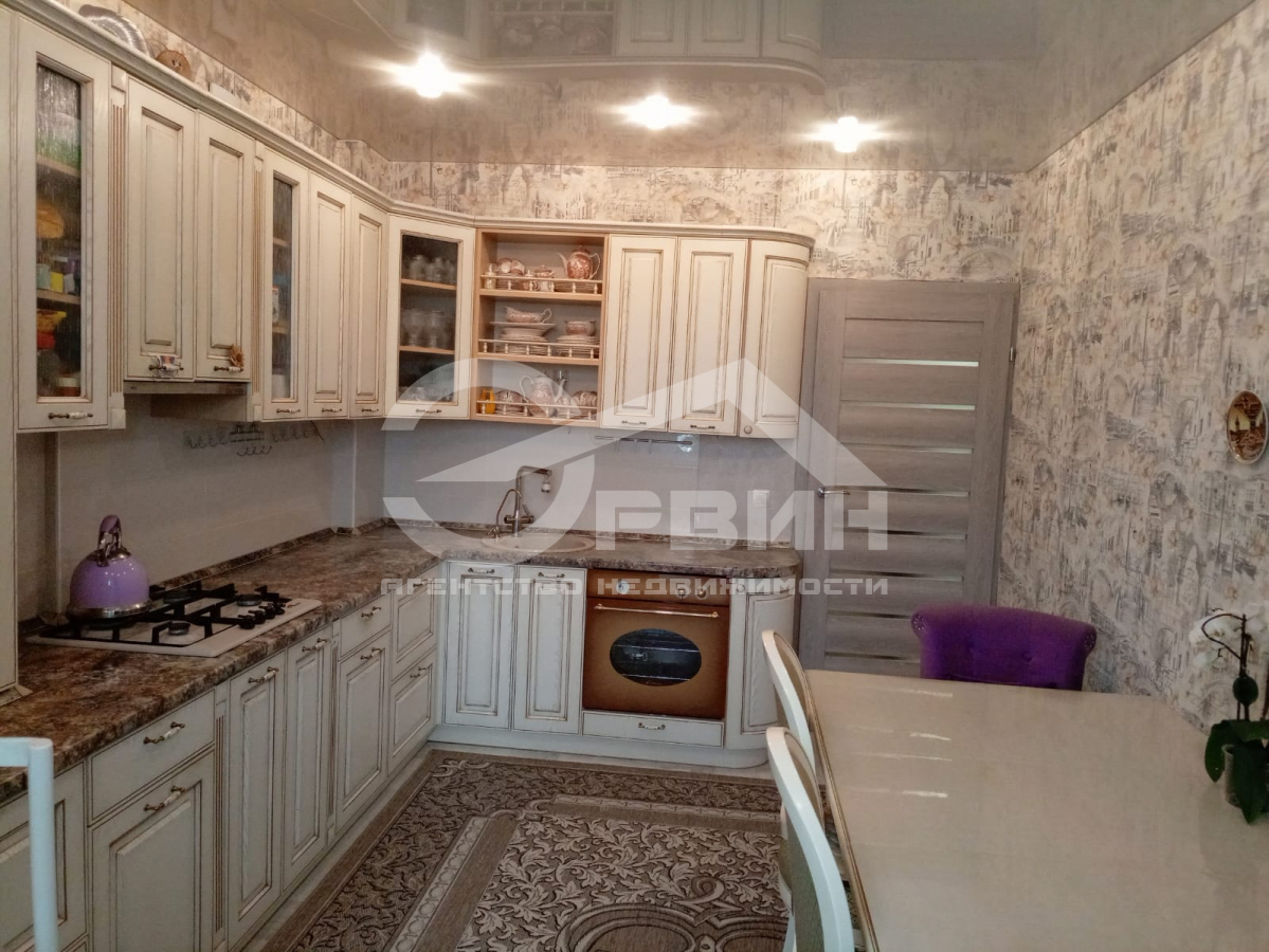 Продажа 2-комнатной квартиры, Калининград, Аксакова,  Улица