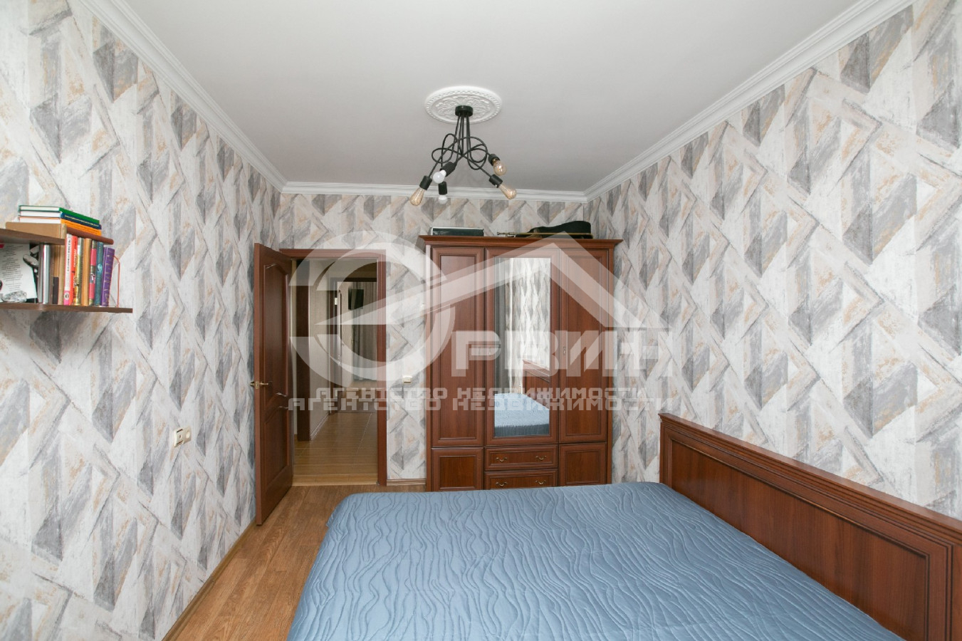 Продажа 3-комнатной квартиры, Калининград, Л.Шевцовой,  Бульвар