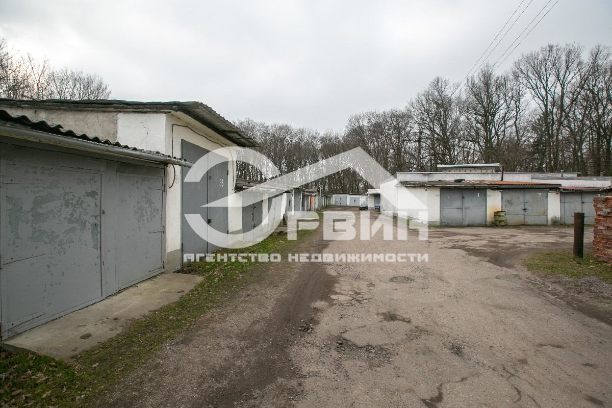 Продажа коммерческой недвижимости, 17м <sup>2</sup>, Калининград, Спортивная,  Улица