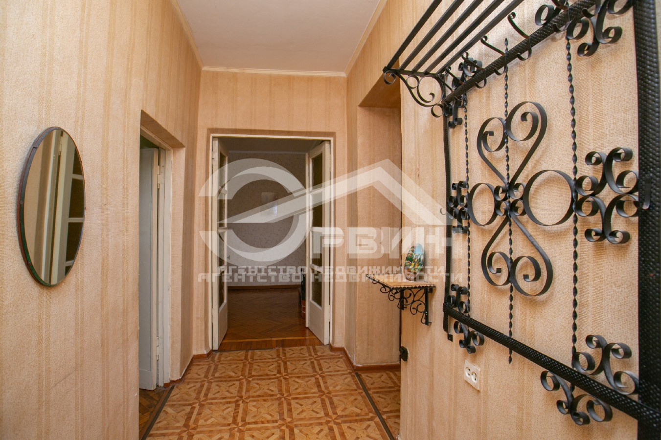 Продажа 3-комнатной квартиры, Калининград, Красная,  Улица