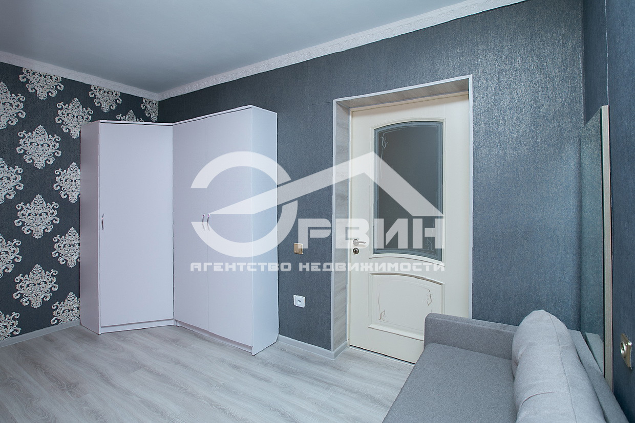 Продажа 3-комнатной квартиры, Калининград, К.Маркса,  Улица