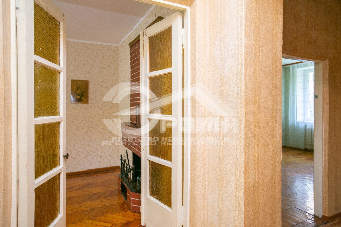 Продажа 3-комнатной квартиры, Калининград, Красная,  Улица