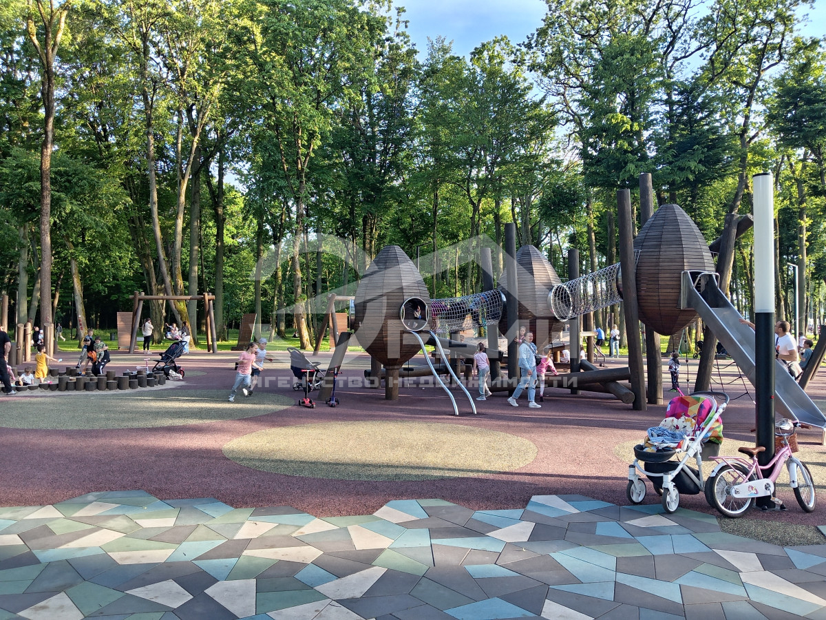 Продажа 2-комнатной квартиры, Гурьевск, Героя России Катериничева,  2 корпус 4