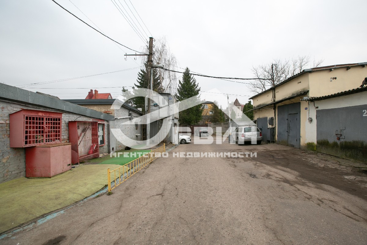 Продажа коммерческой недвижимости, 17м <sup>2</sup>, Калининград, Спортивная,  Улица