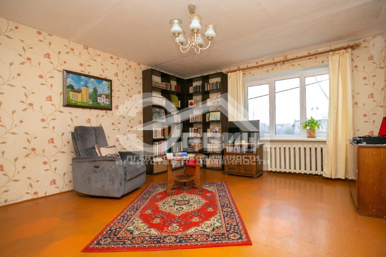 Продажа 2-комнатной квартиры, Родники, Юбилейная,  Улица