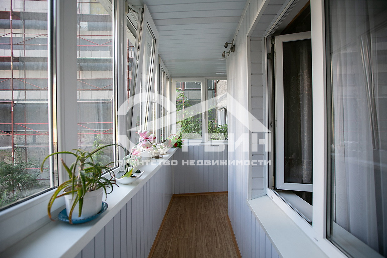 Аренда 2-комнатной квартиры, Калининград, Маршала Баграмяна,  Улица