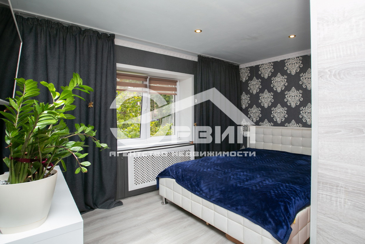 Продажа 3-комнатной квартиры, Калининград, К.Маркса,  Улица