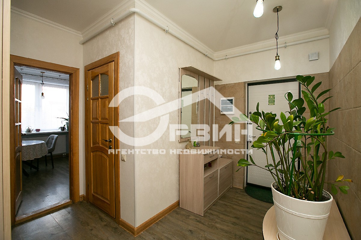 Продажа 2-комнатной квартиры, Калининград, Красносельская,  Улица