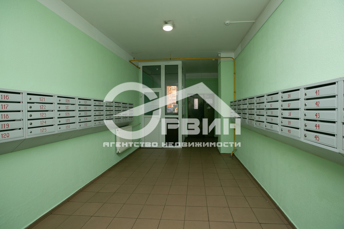 Продажа 3-комнатной квартиры, Калининград, В.Фермора,  Улица