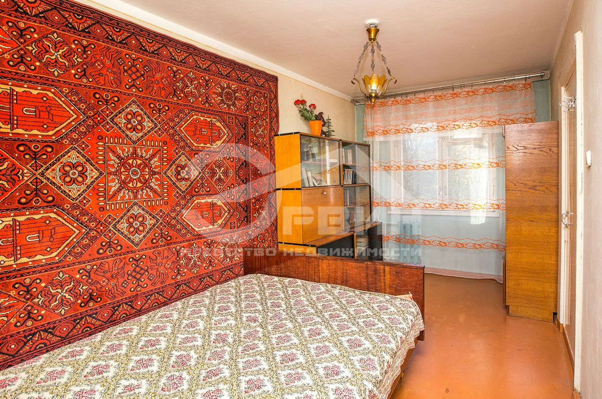 Продажа 2-комнатной квартиры, Калининград, Профессора Севастьянова,  Улица