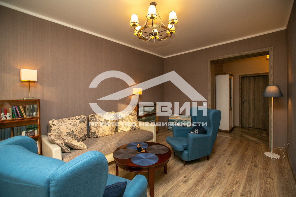 Продажа 2-комнатной квартиры, Калининград, Грекова,  2А