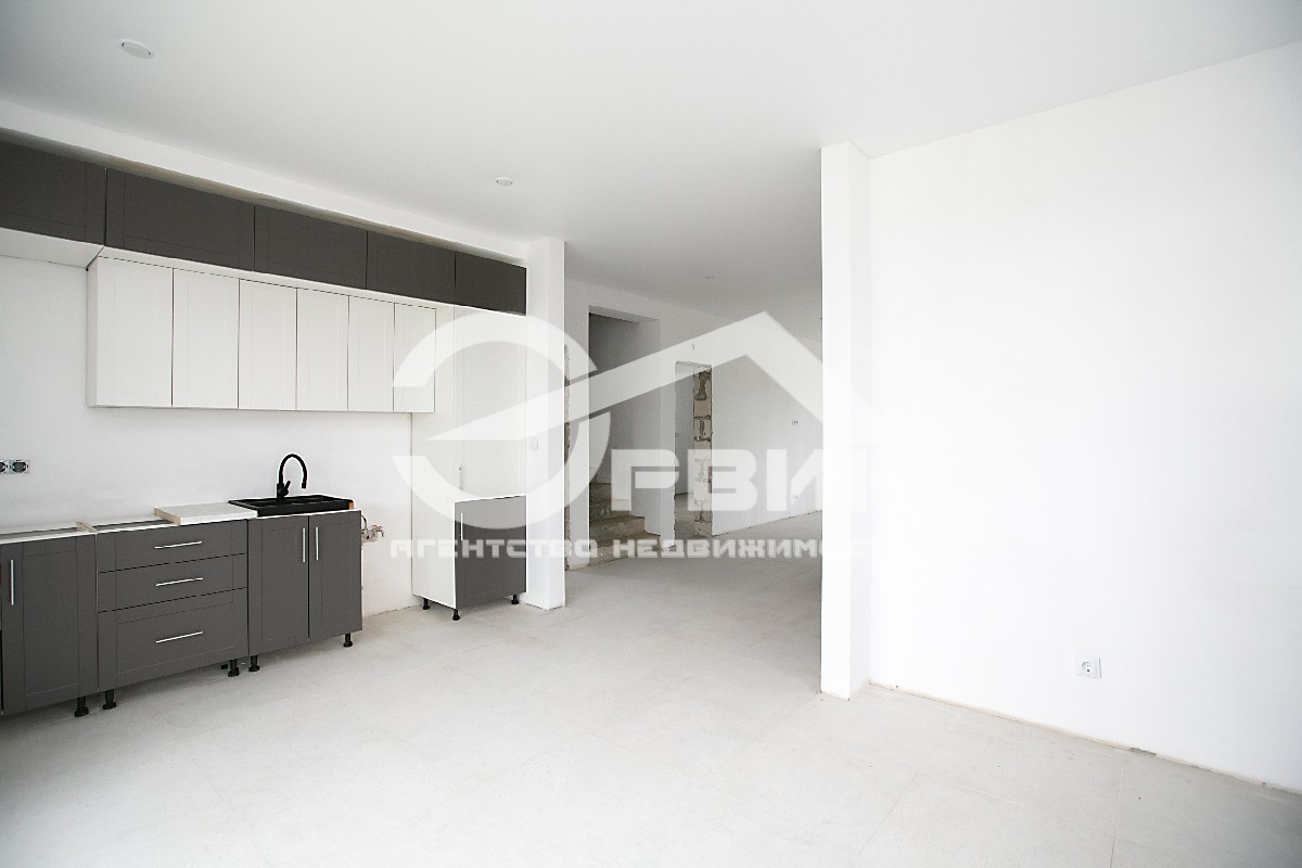 Продажа дома, 160м <sup>2</sup>, 36 сот., Зорино, Центральная,  Улица