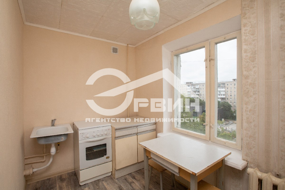 Продажа 3-комнатной квартиры, Калининград, Московский,  Проспект