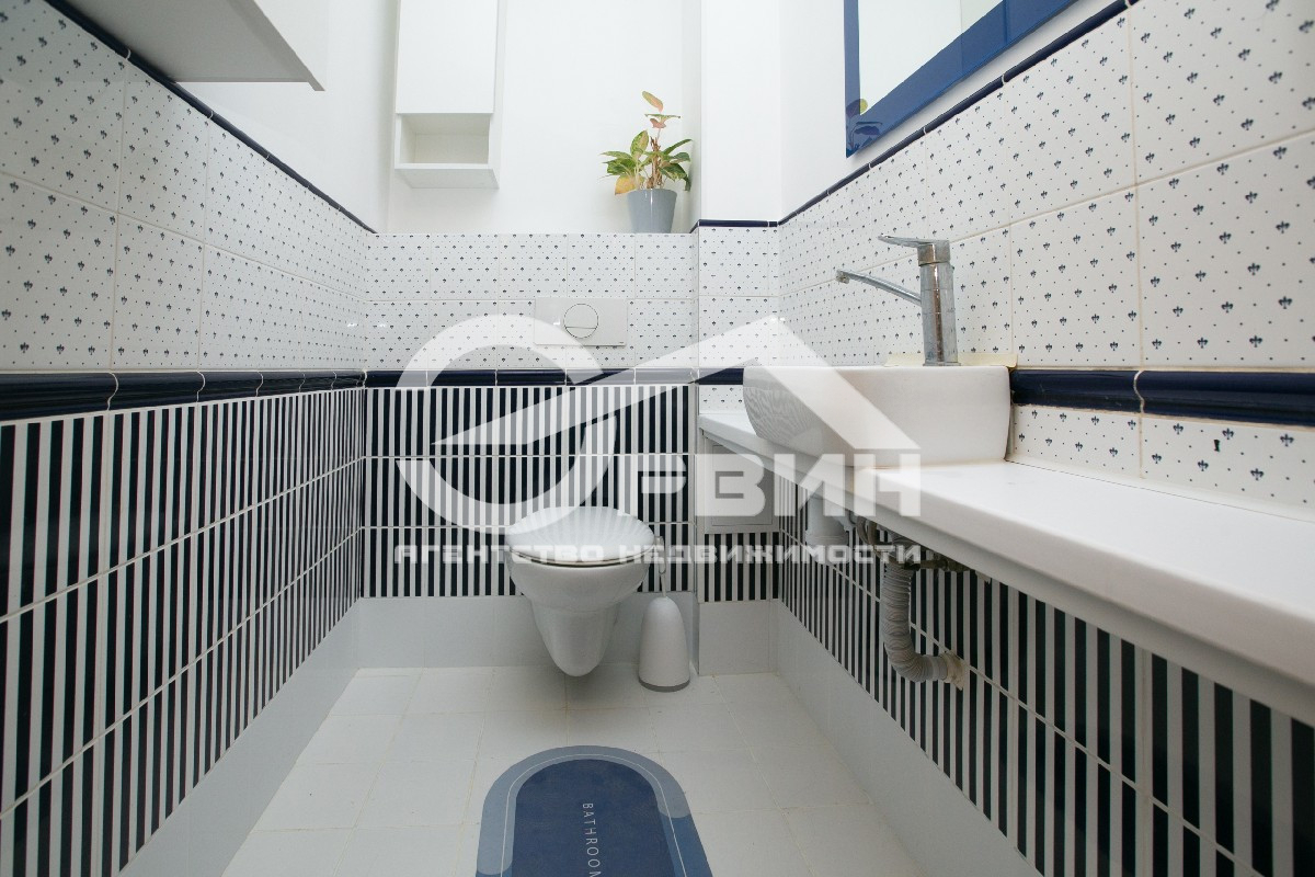 Продажа 2-комнатной квартиры, Калининград, Красносельская,  Улица