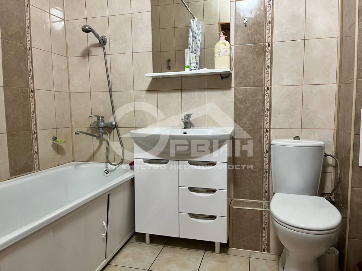 Аренда 1-комнатной квартиры, Калининград, Интернациональная,  Улица