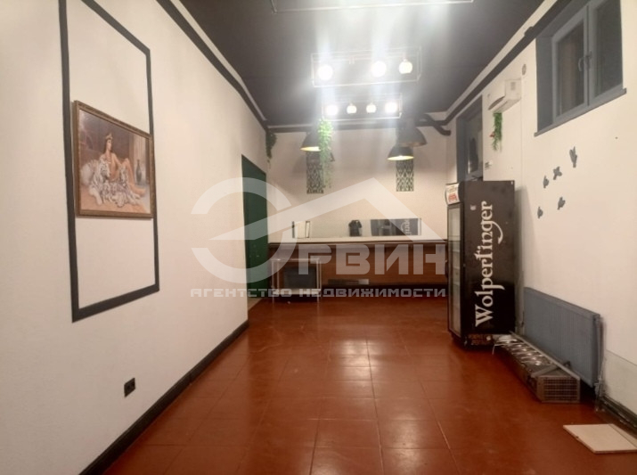 Аренда коммерческой недвижимости, 65м <sup>2</sup>, Калининград, Орудийная,  Улица