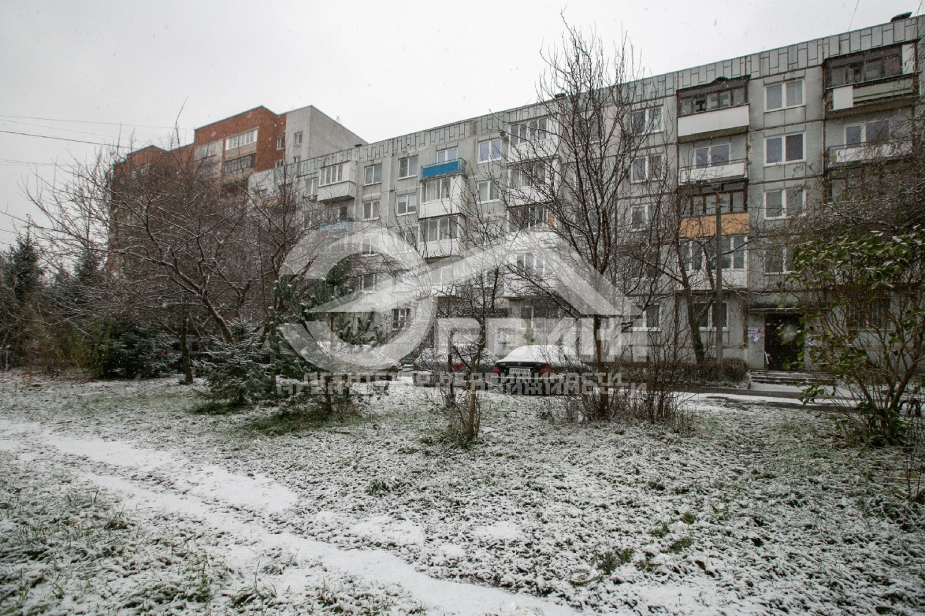 Продажа 2-комнатной квартиры, Калининград, Еловая аллея,  Улица