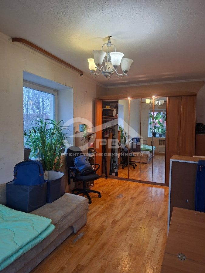 Продажа 2-комнатной квартиры, Калининград, Больничная,  13