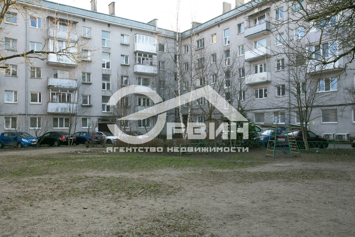 Продажа 2-комнатной квартиры, Калининград, площадь Калинина,  23