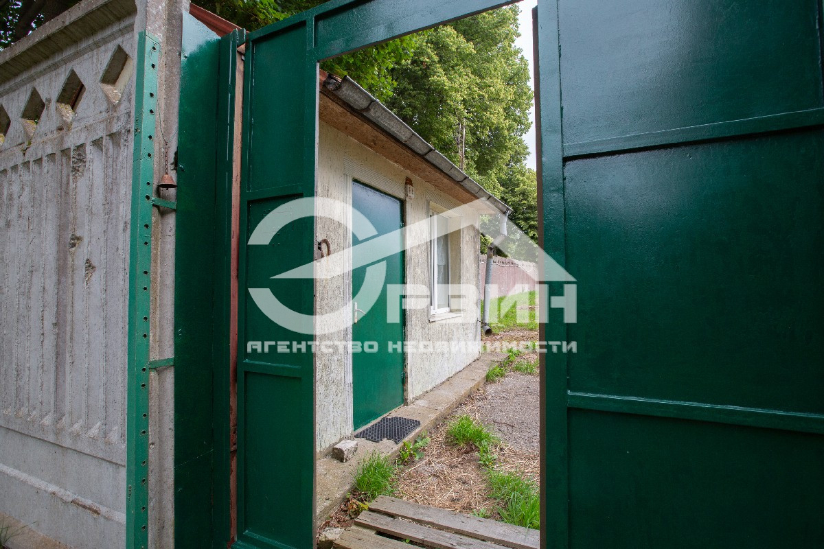 Продажа участка, Сальское, б-р Берёзовый,  40