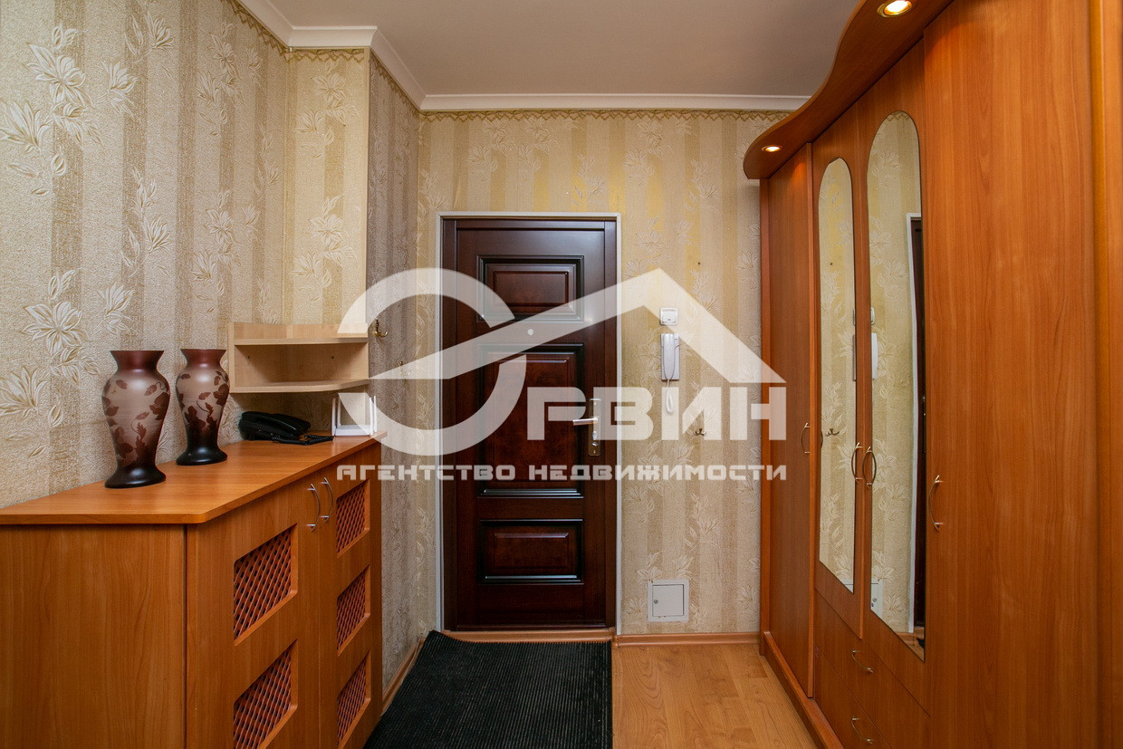 Продажа 2-комнатной квартиры, Калининград, О.Кошевого,  Улица