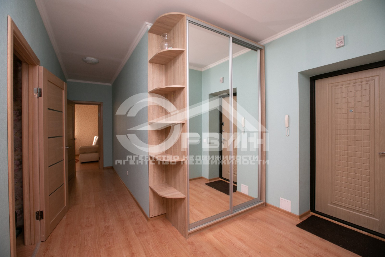 Продажа 3-комнатной квартиры, Калининград, Станиславского,  Улица