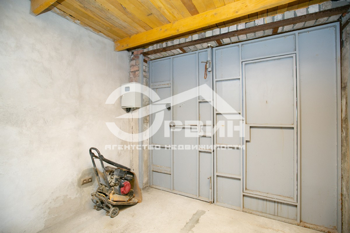 Продажа коммерческой недвижимости, 17м <sup>2</sup>, Калининград, Спортивная,  Улица