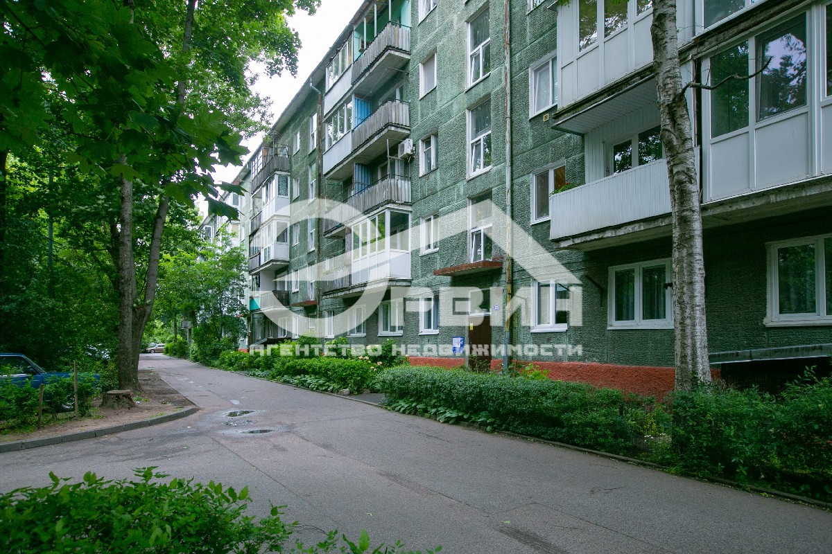 Продажа 3-комнатной квартиры, Калининград, Нарвская,  Улица