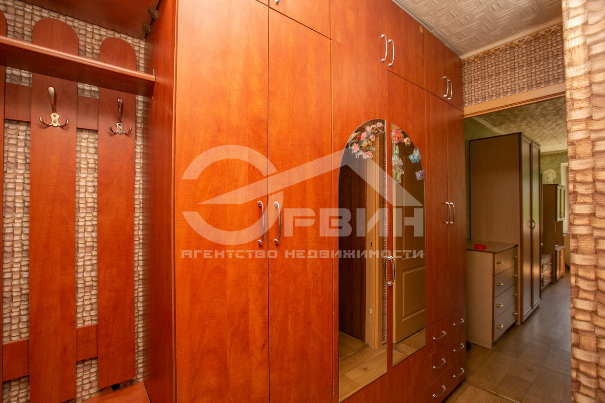 Продажа 3-комнатной квартиры, Калининград, Садовая,  Улица